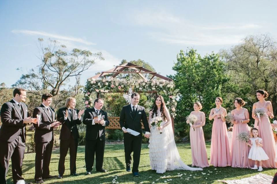 悉尼婚礼婚宴策划布置|求婚策划布置|鲜花花艺设计
